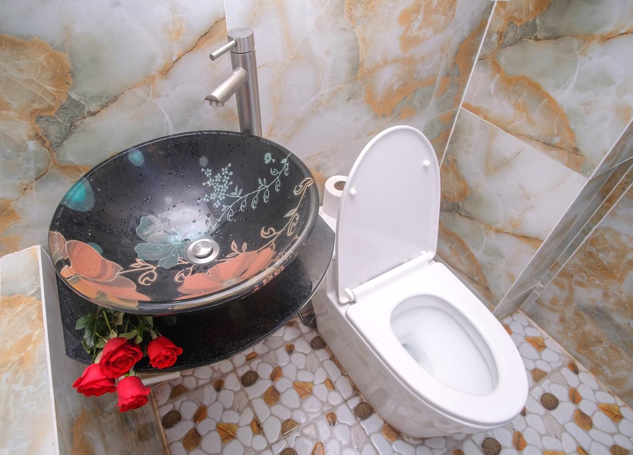 Dola Hostel Хошимин Экстерьер фото