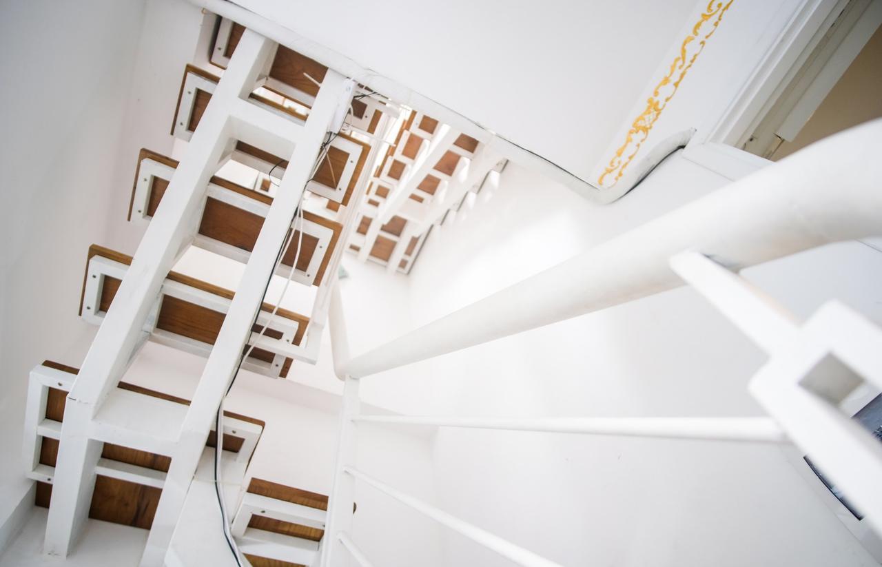Dola Hostel Хошимин Экстерьер фото